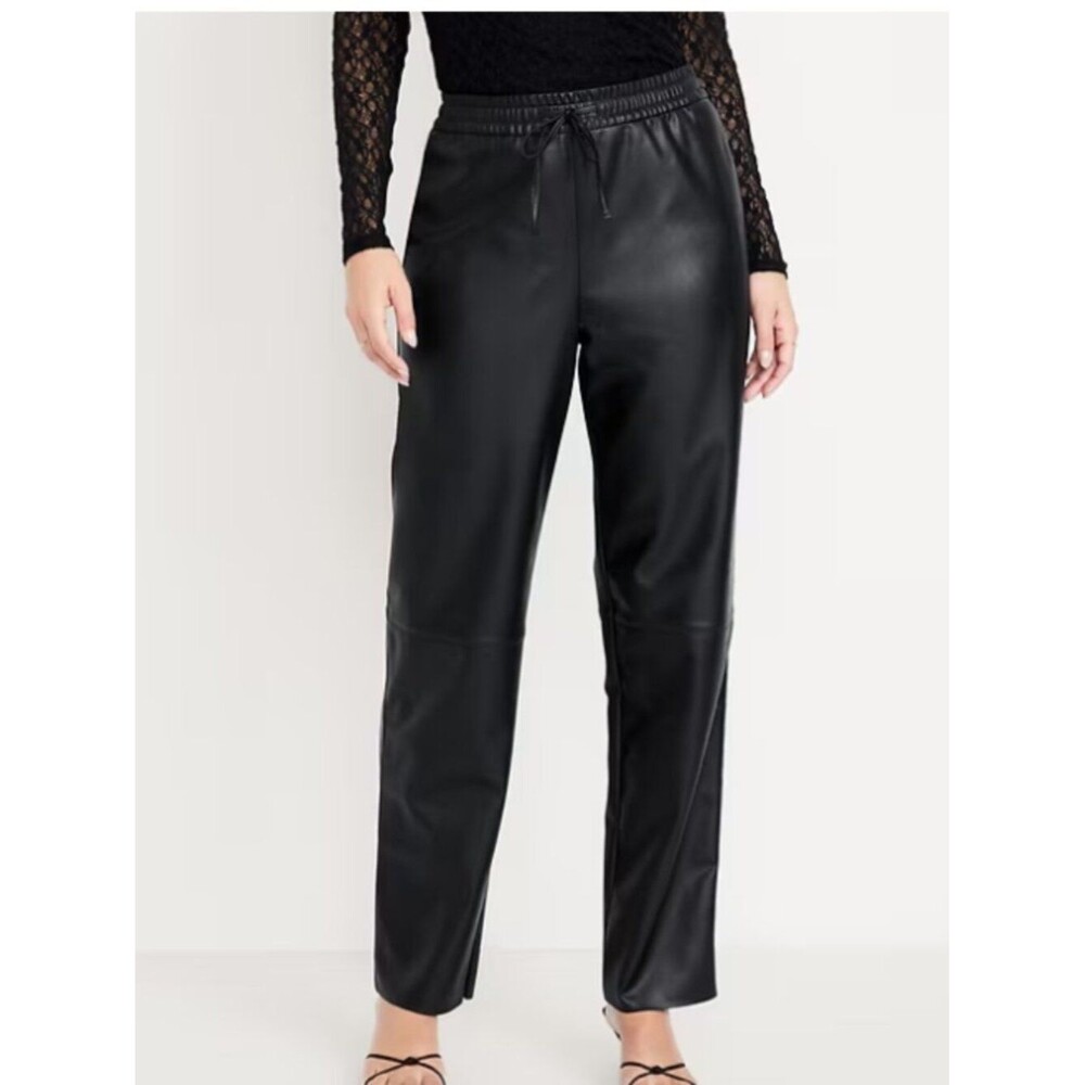 Old Navy High-Waisted Billie Faux-Leather Ankle Trouser Size Medium Petite